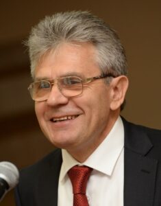 А.М.Сергеев выступает